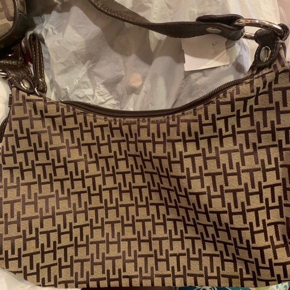 purses - Picture 4 of 6